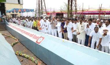 धाराशिव साखर कारखाना युनिट क्रमांक 4 च्या गळीत हंगामास सुरुवात.