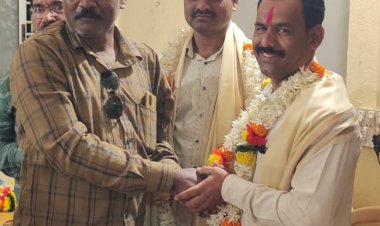 श्रमिक पत्रकार संघाच्या अध्यक्षपदी अ‍ॅड.समाधान गायकवाड,कार्याध्यक्षपदी मोहन डावरे व सचिवपदी अ‍ॅड. घनश्याम शिंदे यांची निवड