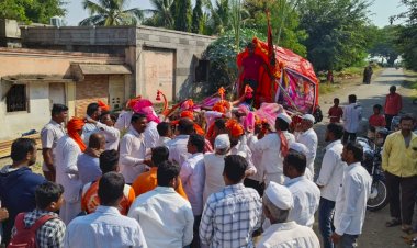 मराठा आरक्षणाला पाठिंब्यासाठी बैलगाडी मोर्चा